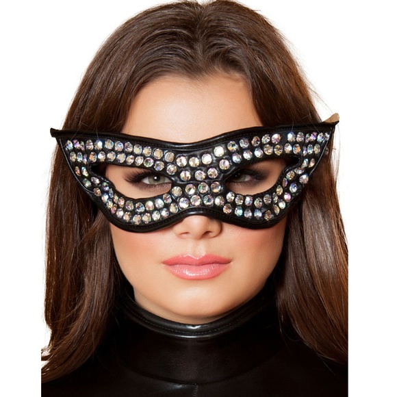 RC-M4402 Accessories - Rhinestone Cat Eye Mask Wet Look Elastic Strap